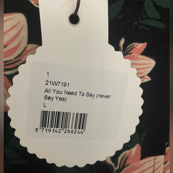 Four Funky Flavours Fitted Magnolia Dress - Picture 3 of 14